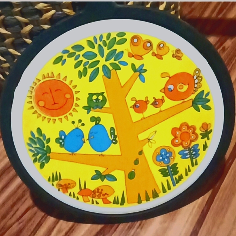 Vintage 70's Cast Iron Sunny Yellow Forest Creatures in a Tree Trivet Hot Plate
